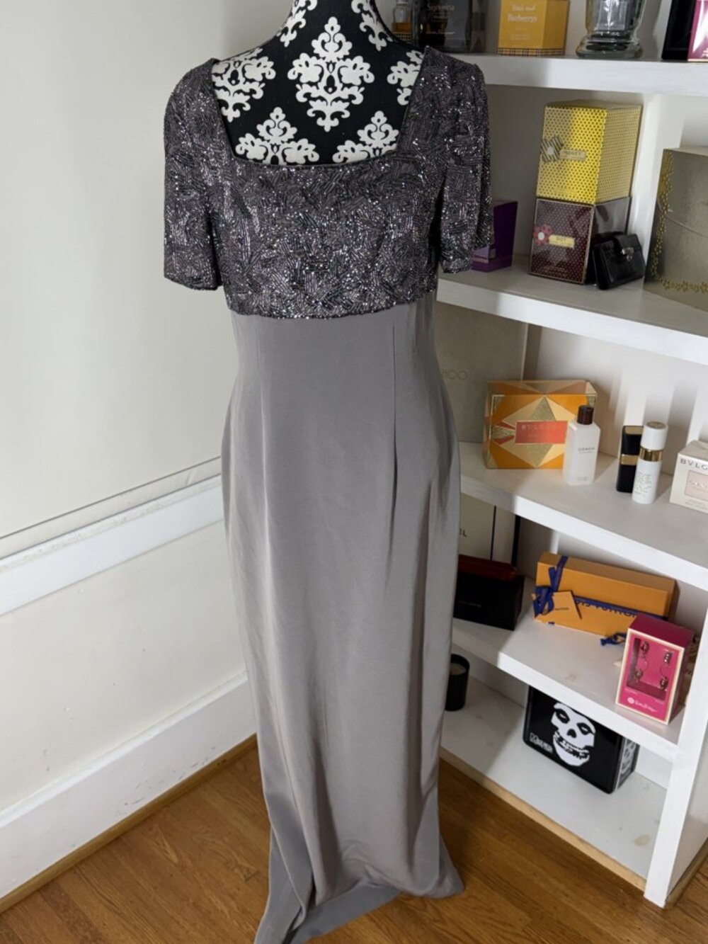 MONTAGE by Mon Cheri Dress long maxi gown beaded MOB smoke grey 10 Stunning